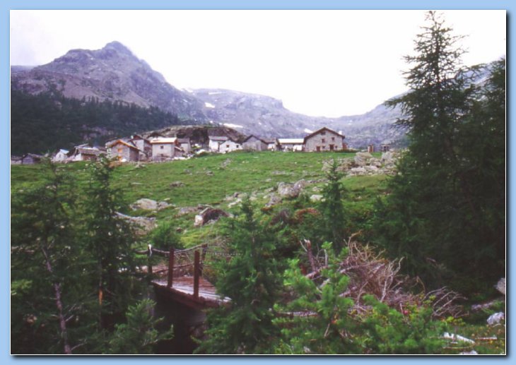 26 e dopo la lunga traversata...l'alpe lendine